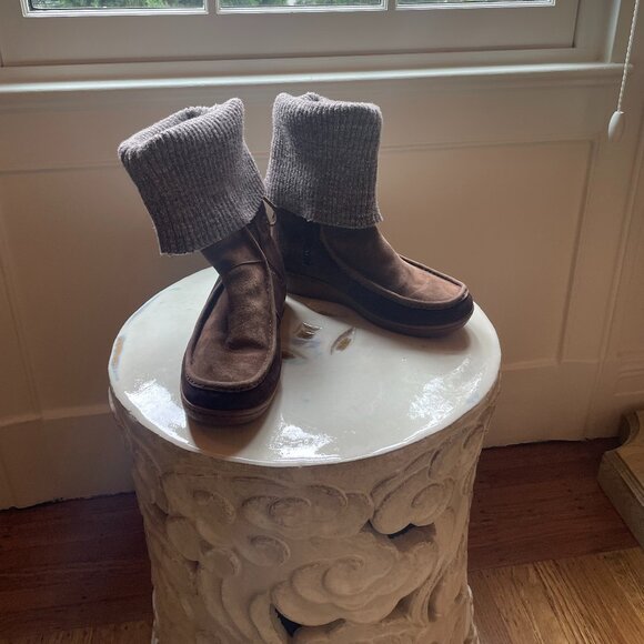 The North Face Insulated Alana Suede Fold Over Sweater Boot - Picture 2 of 7